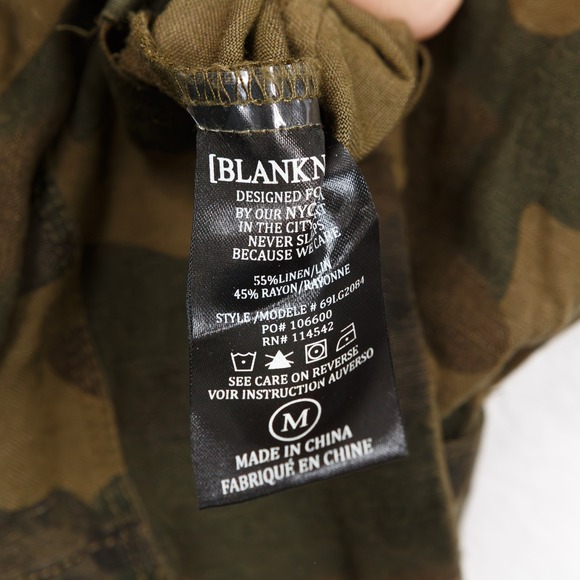BLANKNYC Camo Linen Playsuit Jumpsuit Romper Belted Military Sz M - Picture 10 of 10